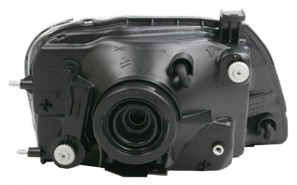 Mitsubishi L200 Mk3 Pickup 3/2001-4/2006 Headlight Headlamp Passenger Side N/S