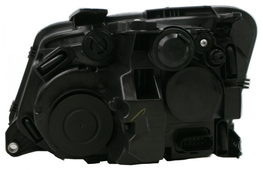 Volkswagen Amarok Pickup 2010+ Headlight Headlamp Drivers Side O/S
