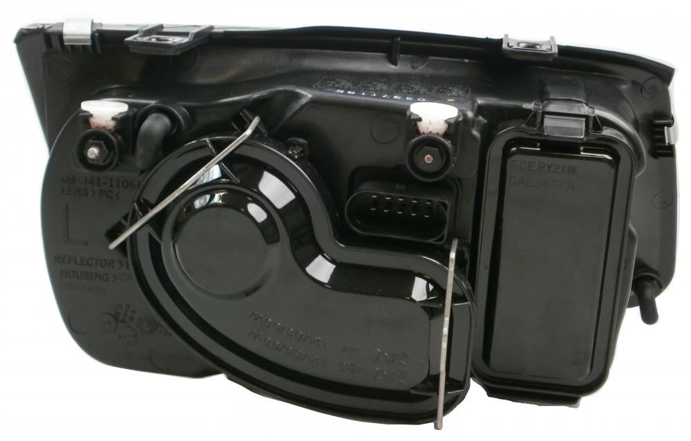 Volkswagen Bora Saloon 1999-2005 Headlight Headlamp Excl Fog Passenger Side N/S