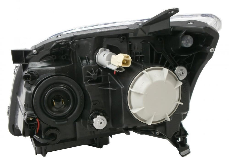 Toyota Avensis Mk2 Hatchback 4/2006-6/2009 Headlight Headlamp Drivers Side O/S