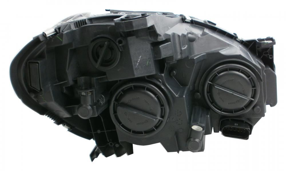 Mercedes B Class W246 MPV 2/2012-2/2015 Headlight Headlamp Passenger Side N/S