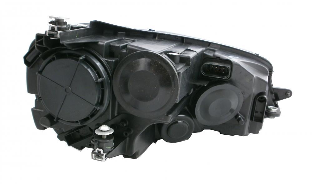 Volkswagen Golf Mk7 Estate 10/2012+ Headlight Headlamp Passenger Side N/S